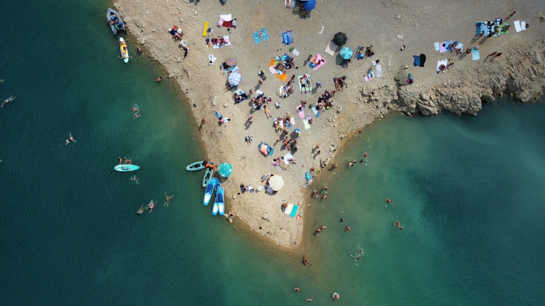 Kupanje na Zaovinskom jezeru - Tara