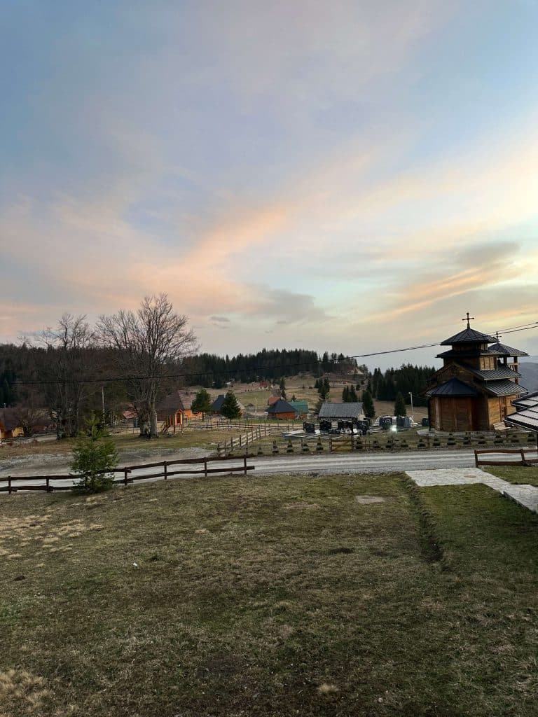 Drvena crkva na Sekuliću Tara