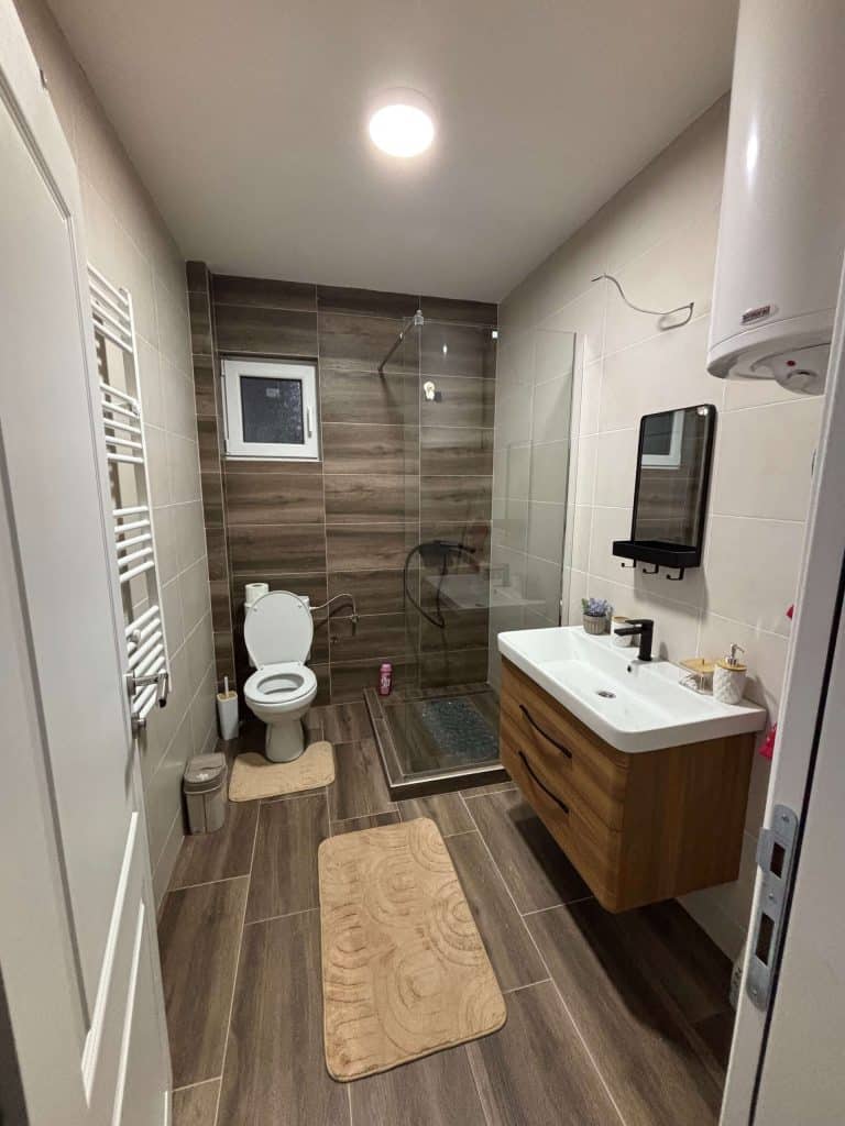 Kupatilo apartmana SAT na planini Tara