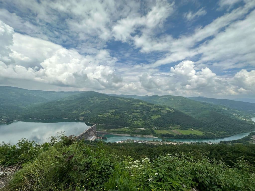 Pogled na jezero Perućac