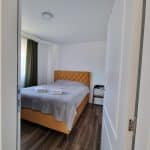 Zavirite u spavaću sobu apartmana SAT